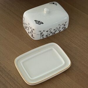 Butterfly Garden Covered Butter Dish | Gold Trim White Ceramic